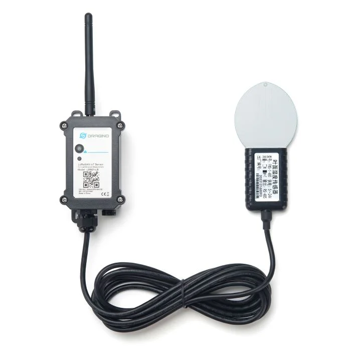 Dragino LMS01-LB LoRaWAN leaf wetness sensor with leaf-shaped probe on a long cable