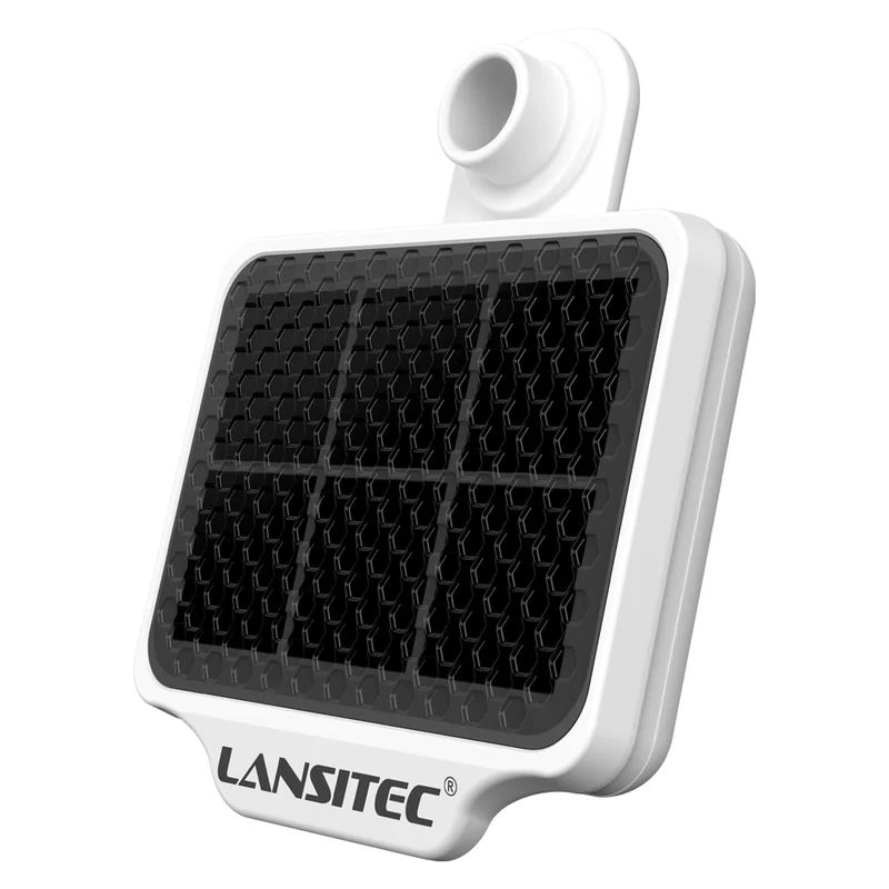 Lansitec solar-powered LoRaWAN livestock ear tag
