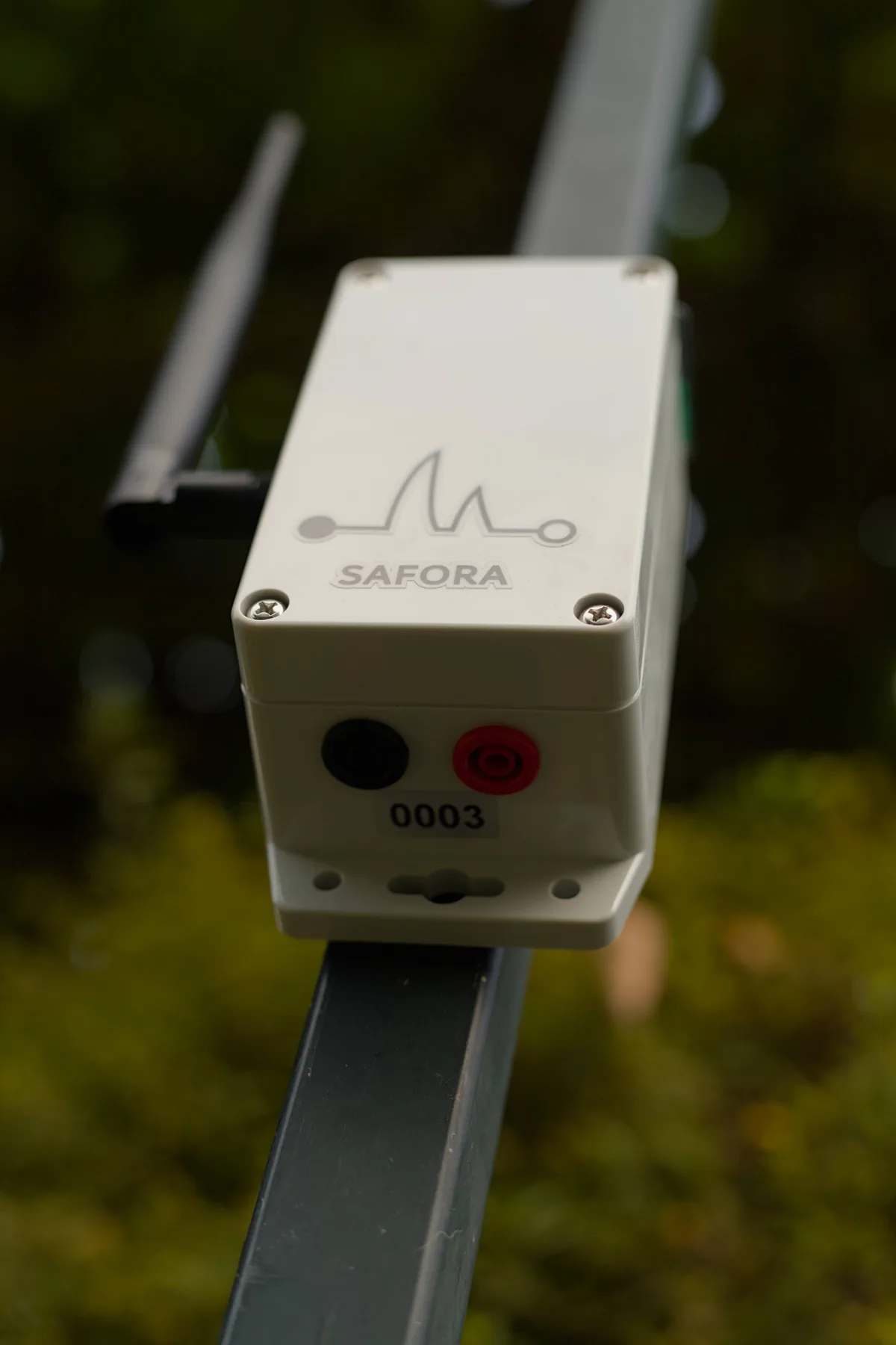 Safora Fence Shield — bottom view showing connectors